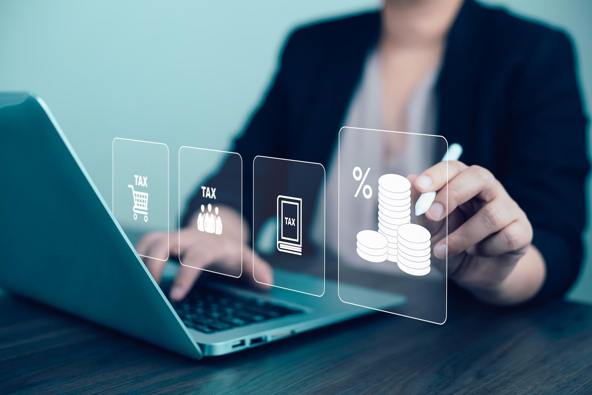 Laptop mit Finanz-Icons Amazon Agentur